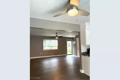 1054 Karen Drive, Akron, OH 44313 - Photo 5