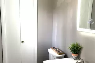 1054 Karen Dr, Akron, OH 44313 - Photo 11