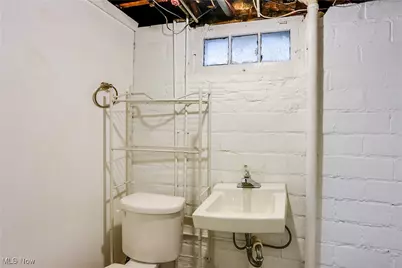 15400 Hilliard Road, Oakwood, OH 44107 - Photo 25