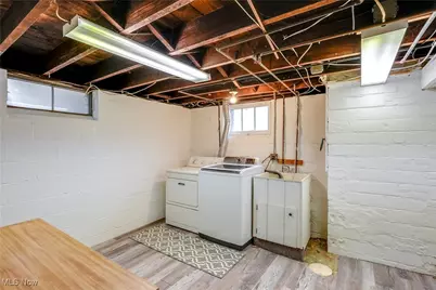 15400 Hilliard Road, Oakwood, OH 44107 - Photo 27