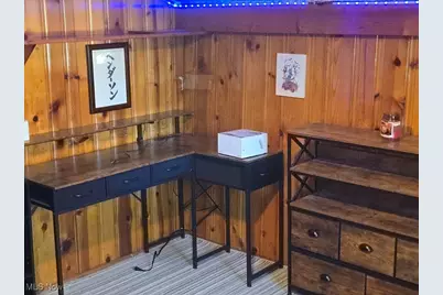 300 South State Street, Wellington, OH 44090 - Photo 17