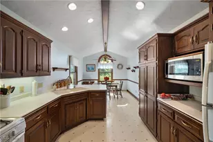 2116 Prysi Rd NW, Sugarcreek, OH 44681 - Photo 9