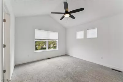 2244 E 100 Th Street, Loveland, OH 44106 - Photo 27