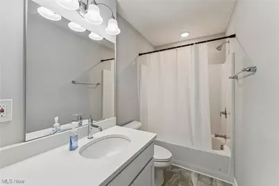 2244 E 100 Th Street, Loveland, OH 44106 - Photo 25