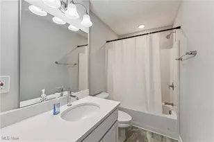 2244 E 100 Th St, Loveland, OH 44106 - Photo 25