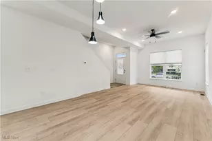 2244 E 100 Th St, Loveland, OH 44106 - Photo 5