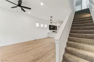 2244 E 100 Th St, Loveland, OH 44106 - Photo 9