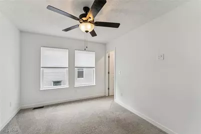 2244 E 100 Th Street, Loveland, OH 44106 - Photo 21