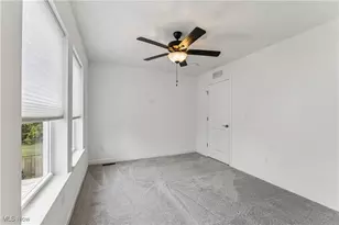 2244 E 100 Th St, Loveland, OH 44106 - Photo 19