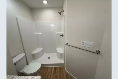 42 E Wilson Street, Struthers, OH 44471 - Photo 13