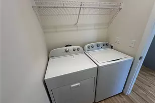 42 E Wilson St, Struthers, OH 44471 - Photo 11