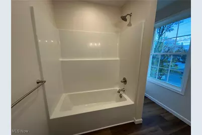 210 Granada Avenue, Youngstown, OH 44504 - Photo 15