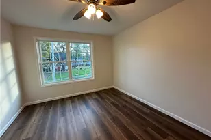 210 Granada Ave, Youngstown, OH 44504 - Photo 17