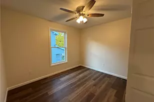 210 Granada Ave, Youngstown, OH 44504 - Photo 19