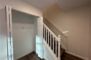 210 Granada Ave, Youngstown, OH 44504 - Photo 7