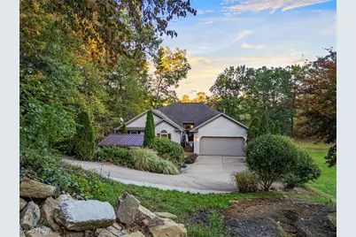 3917 Cayugas Drive, Akron, OH 44319 - Photo 47