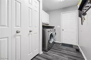 3917 Cayugas Dr, Akron, OH 44319 - Photo 13