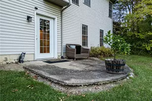 3917 Cayugas Dr, Akron, OH 44319 - Photo 35