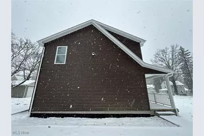 753 Mineral Springs Avenue, Youngstown, OH 44511 - Photo 3