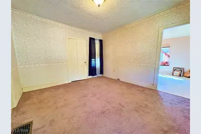 48375 Telegraph Road, Amherst, OH 44001 - Photo 13