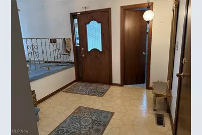 340 McEvoy Court, Niles, OH 44446 - Photo 3