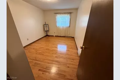 340 McEvoy Court, Niles, OH 44446 - Photo 13