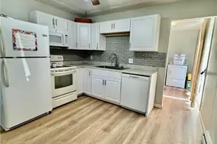 212 Lennox Ave NW, Massillon, OH 44646 - Photo 9