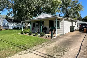 212 Lennox Ave NW, Massillon, OH 44646 - Photo 3