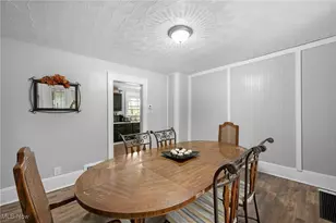 910 Bye St, Akron, OH 44320 - Photo 7