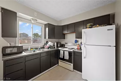 604-606 Gibbs Road, Akron, OH 44312 - Photo 7