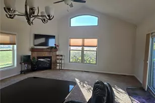 1272 Portage Line Rd, Akron, OH 44312 - Photo 7