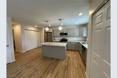 459 N Schenley Avenue, Youngstown, OH 44509 - Photo 9