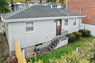 308 Whitely St, Bridgeport, OH 43912 - Photo 5