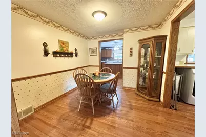 1037 Canyon Street NE, Uniontown, OH 44685 - Photo 5