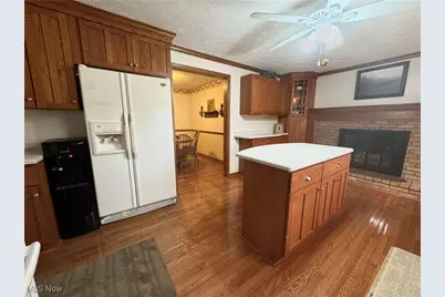 1037 Canyon Street NE, Uniontown, OH 44685 - Photo 9