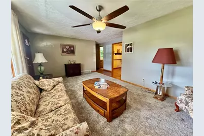 1037 Canyon Street NE, Uniontown, OH 44685 - Photo 3