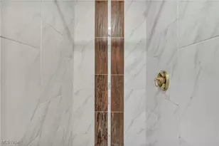 1552 E 254th St, Euclid, OH 44117 - Photo 25