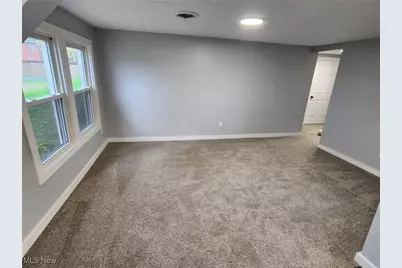 4 Chestnut Street, Marshallville, OH 44645 - Photo 5