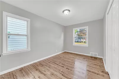 29034 Barjode Road, Willowick, OH 44095 - Photo 11