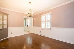 185 N Bissell Rd, Aurora, OH 44202 - Photo 3