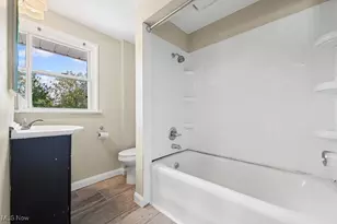 2209 25th St SW, Akron, OH 44314 - Photo 21