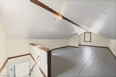 2209 25th Street SW, Akron, OH 44314 - Photo 33