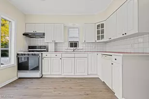 2209 25th St SW, Akron, OH 44314 - Photo 11