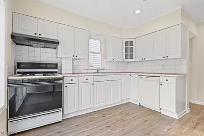 2209 25th Street SW, Akron, OH 44314 - Photo 9