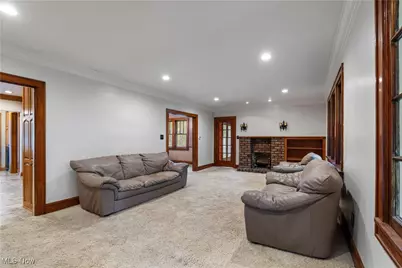 4698 Manchester Road, New Franklin, OH 44319 - Photo 11