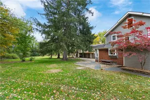 4698 Manchester Rd, New Franklin, OH 44319 - Photo 7