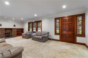 4698 Manchester Rd, New Franklin, OH 44319 - Photo 9