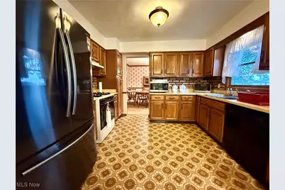 3348 Darbyshire Drive, Canfield, OH 44406 - Photo 9