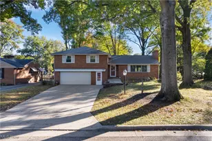 404 Cordelia St SW, North Canton, OH 44720 - Photo 1