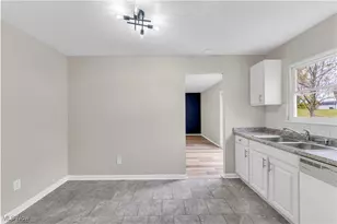 5807 Kimberly Dr, Huber Heights, OH 44146 - Photo 9